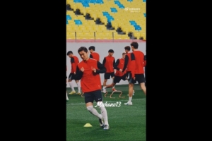 成都蓉城vs青岛西海岸 | 博主：费利佩、韦世豪等人参加蓉城赛前训练，茹萨缺席